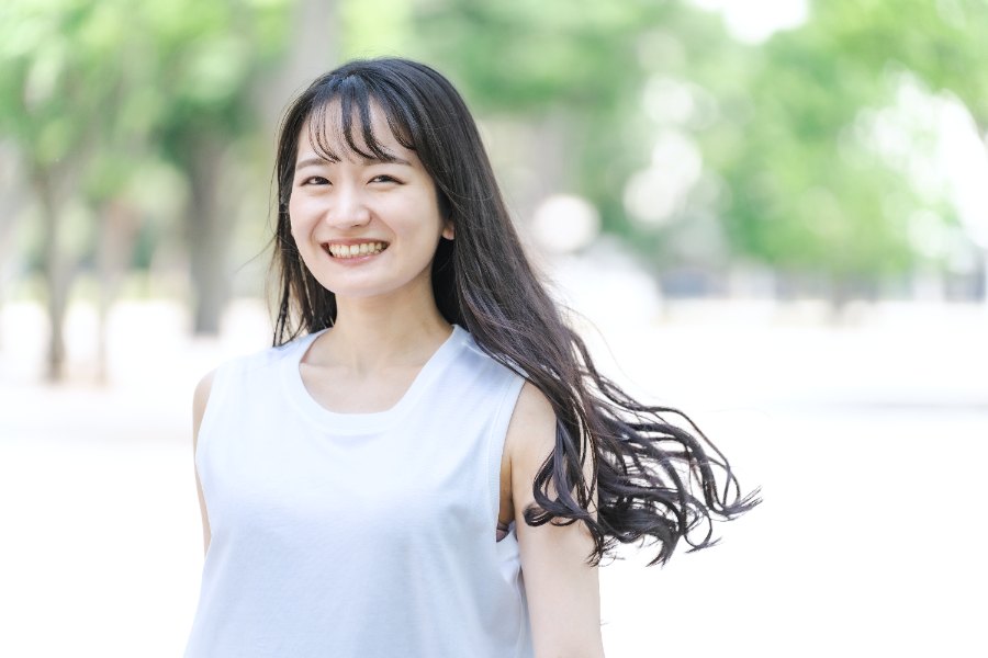 ロングヘアのスタイル例（イメージ）